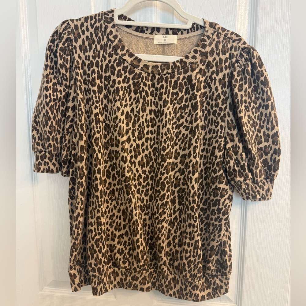 Anthropologie T.La Leopard Print Puff Sleeve Top - Tan & Black - Picture 2 of 6